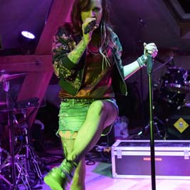 Le Bunker with Jewly – Tavannes